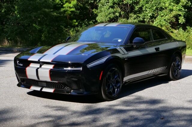 2025 Dodge Charger Daytona R/T AWD / Blacktop Package / R/T Stage 1! High Point NC