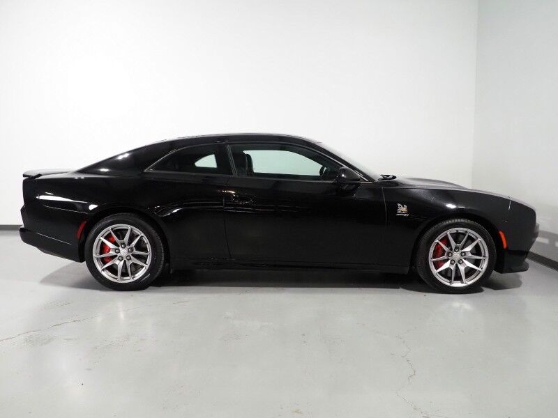 2025 Dodge Charger Daytona Scat Pack AWD *TRACK PKG, PLUS GROUP, HEADS-UP DISPLAY, NAVIGATION, DIGITAL COCKPIT, ADAPTIVE CRUISE, SAFETY ALERTS, 360 VIEW CAMERAS, CLIMATE SEATS, HEATED STEERING, 20 INCH WHEELS, ALPINE AUDIO, WIRELESS CHARGING Round Rock TX