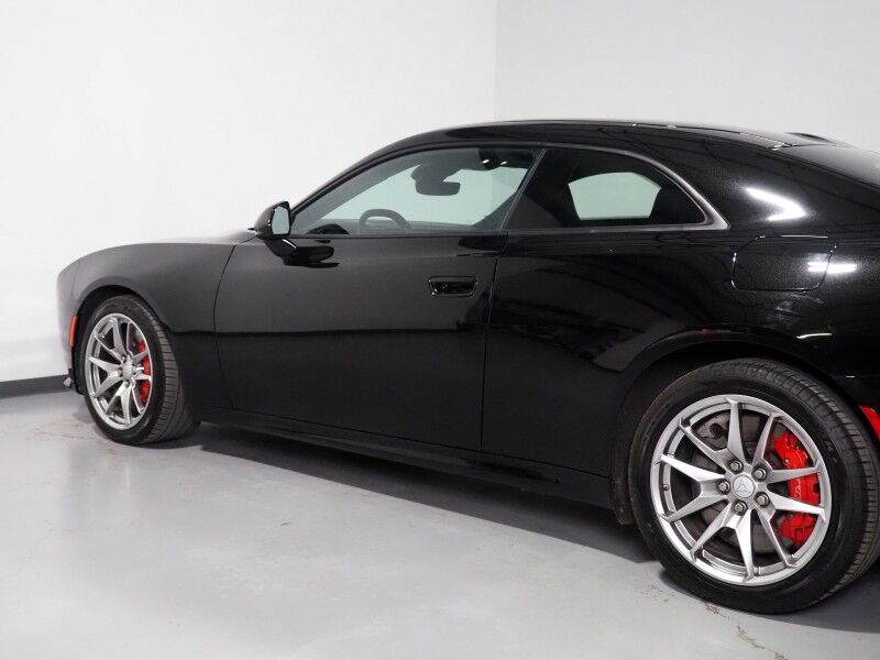 2025 Dodge Charger Daytona Scat Pack AWD *TRACK PKG, PLUS GROUP, HEADS-UP DISPLAY, NAVIGATION, DIGITAL COCKPIT, ADAPTIVE CRUISE, SAFETY ALERTS, 360 VIEW CAMERAS, CLIMATE SEATS, HEATED STEERING, 20 INCH WHEELS, ALPINE AUDIO, WIRELESS CHARGING Round Rock TX