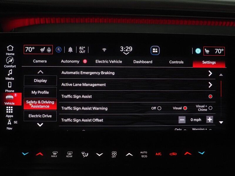 2025 Dodge Charger Daytona Scat Pack AWD *TRACK PKG, PLUS GROUP, HEADS-UP DISPLAY, NAVIGATION, DIGITAL COCKPIT, ADAPTIVE CRUISE, SAFETY ALERTS, 360 VIEW CAMERAS, CLIMATE SEATS, HEATED STEERING, 20 INCH WHEELS, ALPINE AUDIO, WIRELESS CHARGING Round Rock TX