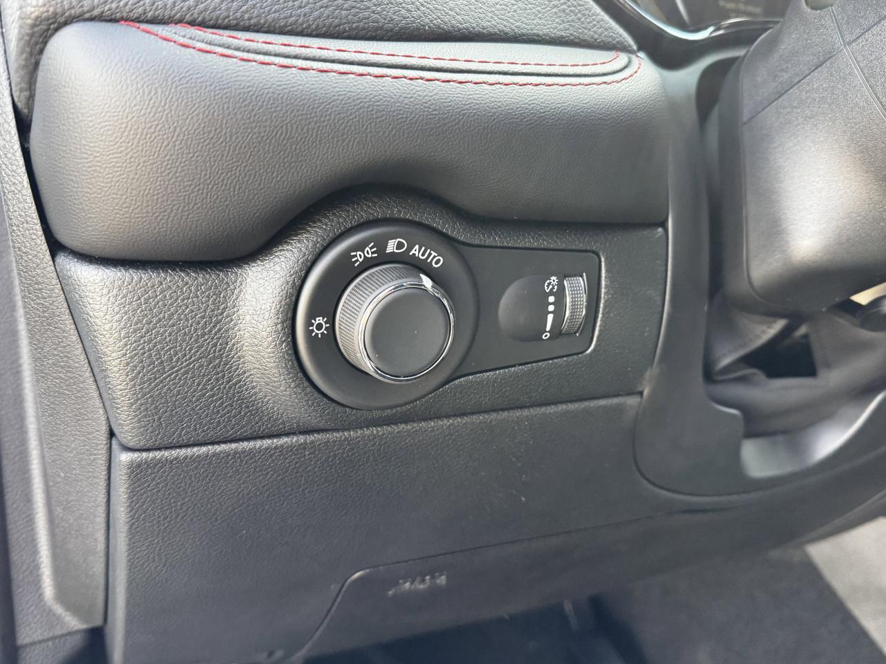 2025 Dodge Durango GT AWD SUV | V6 | Blacktop Pkg | Heated Seats | Power Liftgate Redwater AB