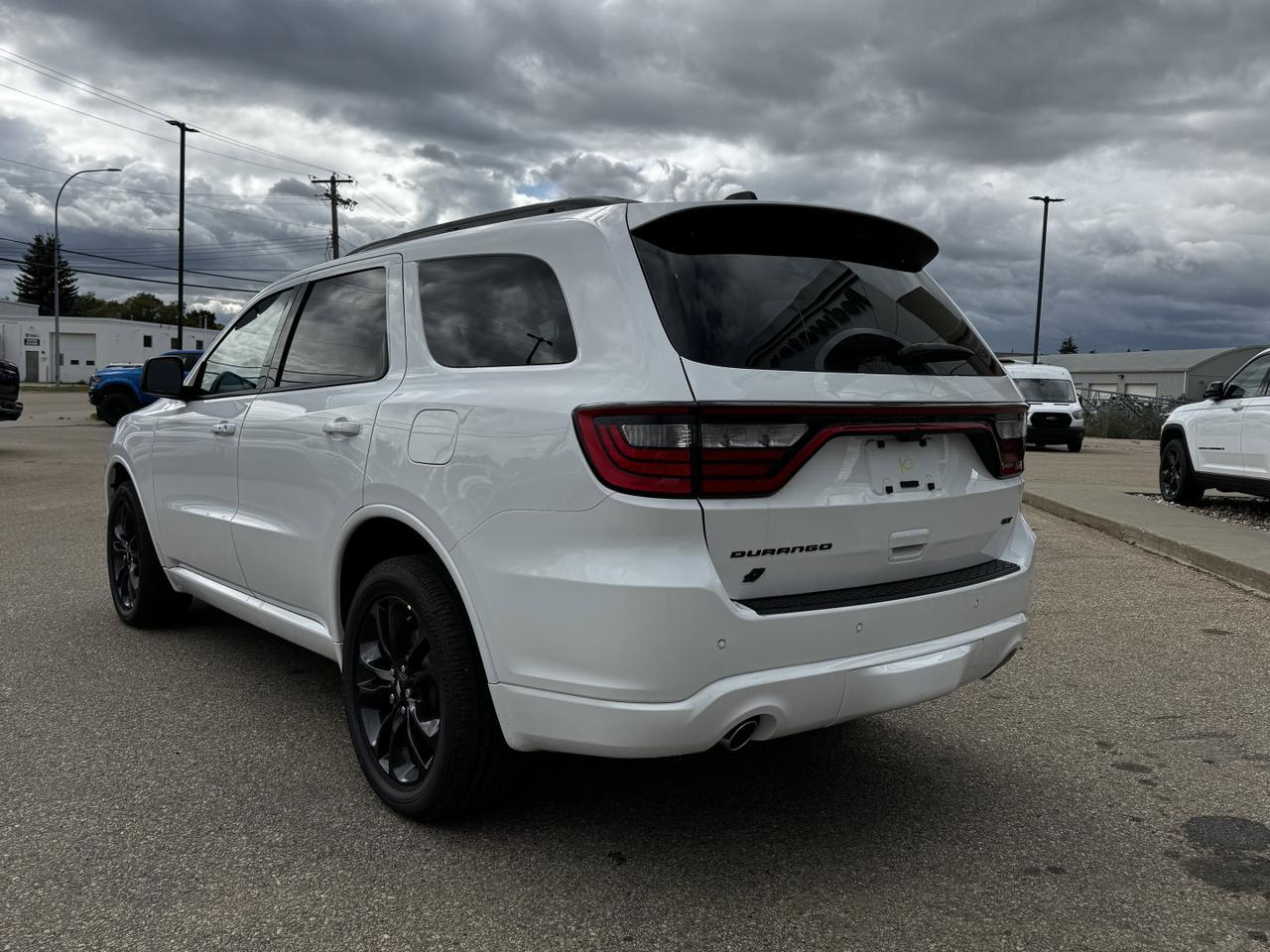 2025 Dodge Durango GT AWD SUV | V6 | Blacktop Pkg | Heated Seats | Power Liftgate Redwater AB