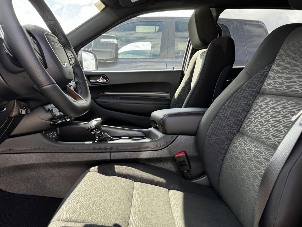 2025 Dodge Durango GT AWD SUV | V6 | Blacktop Pkg | Heated Seats | Power Liftgate Redwater AB