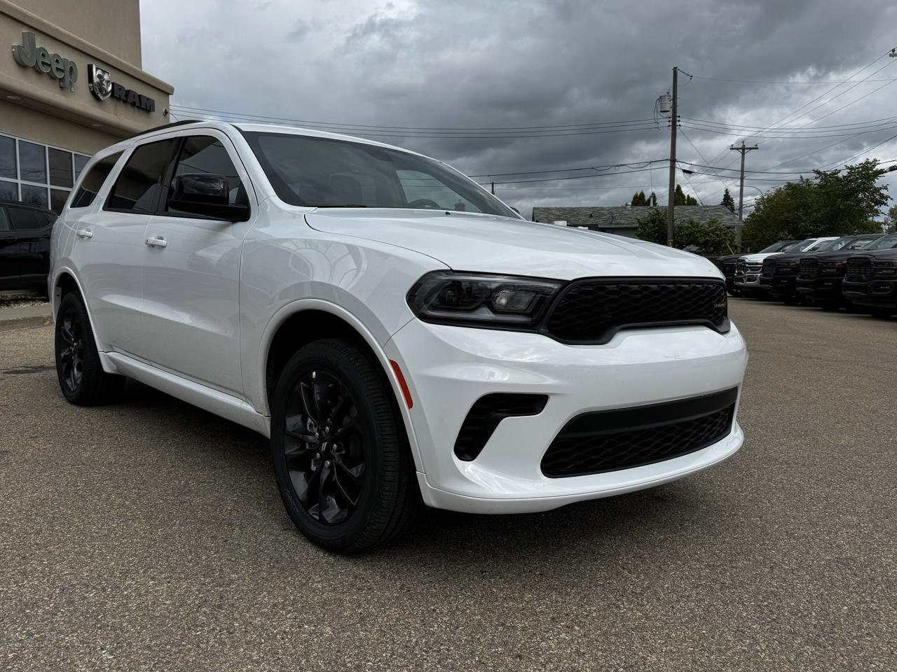 2025 Dodge Durango GT AWD SUV | V6 | Blacktop Pkg | Heated Seats | Power Liftgate Redwater AB