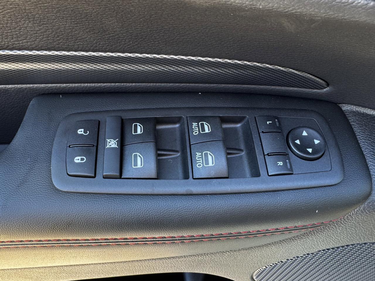 2025 Dodge Durango GT Plus AWD | V6 | Leather | Blacktop Pkg | Remote Start | NAV | Heated Vented Seats Redwater AB