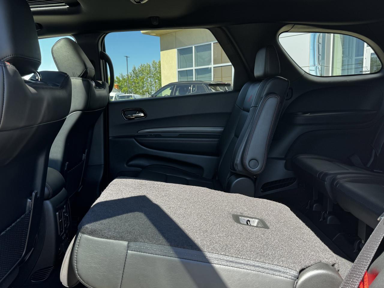 2025 Dodge Durango GT Plus AWD | V6 | Leather | Blacktop Pkg | Remote Start | NAV | Heated Vented Seats Redwater AB