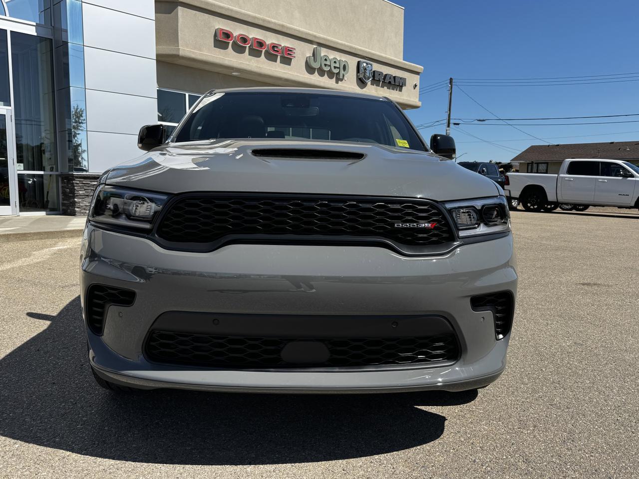 2025 Dodge Durango GT Plus AWD | V6 | Leather | Blacktop Pkg | Remote Start | NAV | Heated Vented Seats Redwater AB