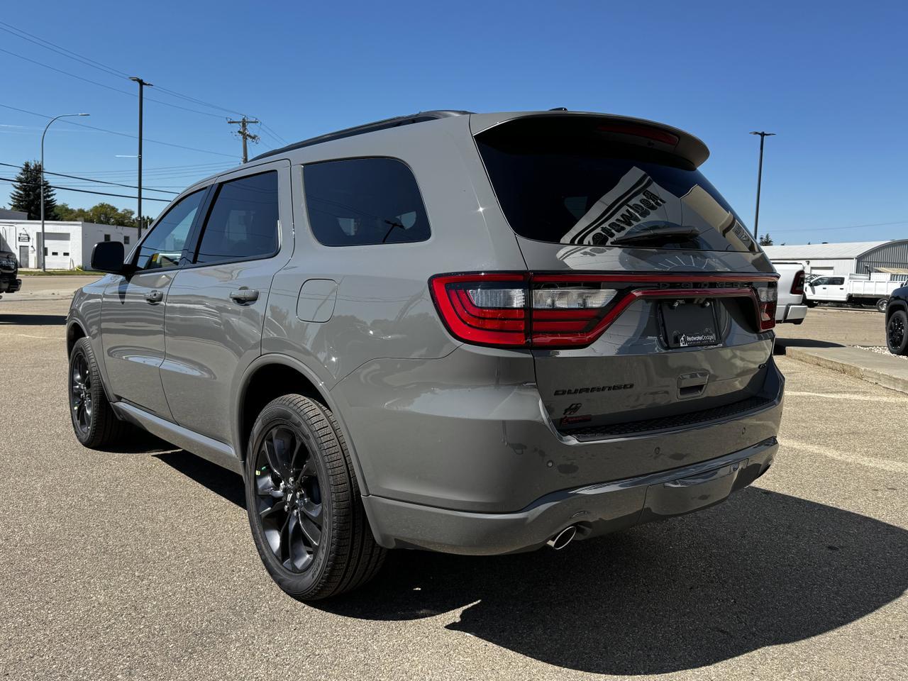 2025 Dodge Durango GT Plus AWD | V6 | Leather | Blacktop Pkg | Remote Start | NAV | Heated Vented Seats Redwater AB