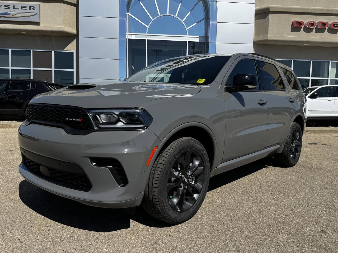 2025 Dodge Durango GT Plus AWD | V6 | Leather | Blacktop Pkg | Remote Start | NAV | Heated Vented Seats Redwater AB