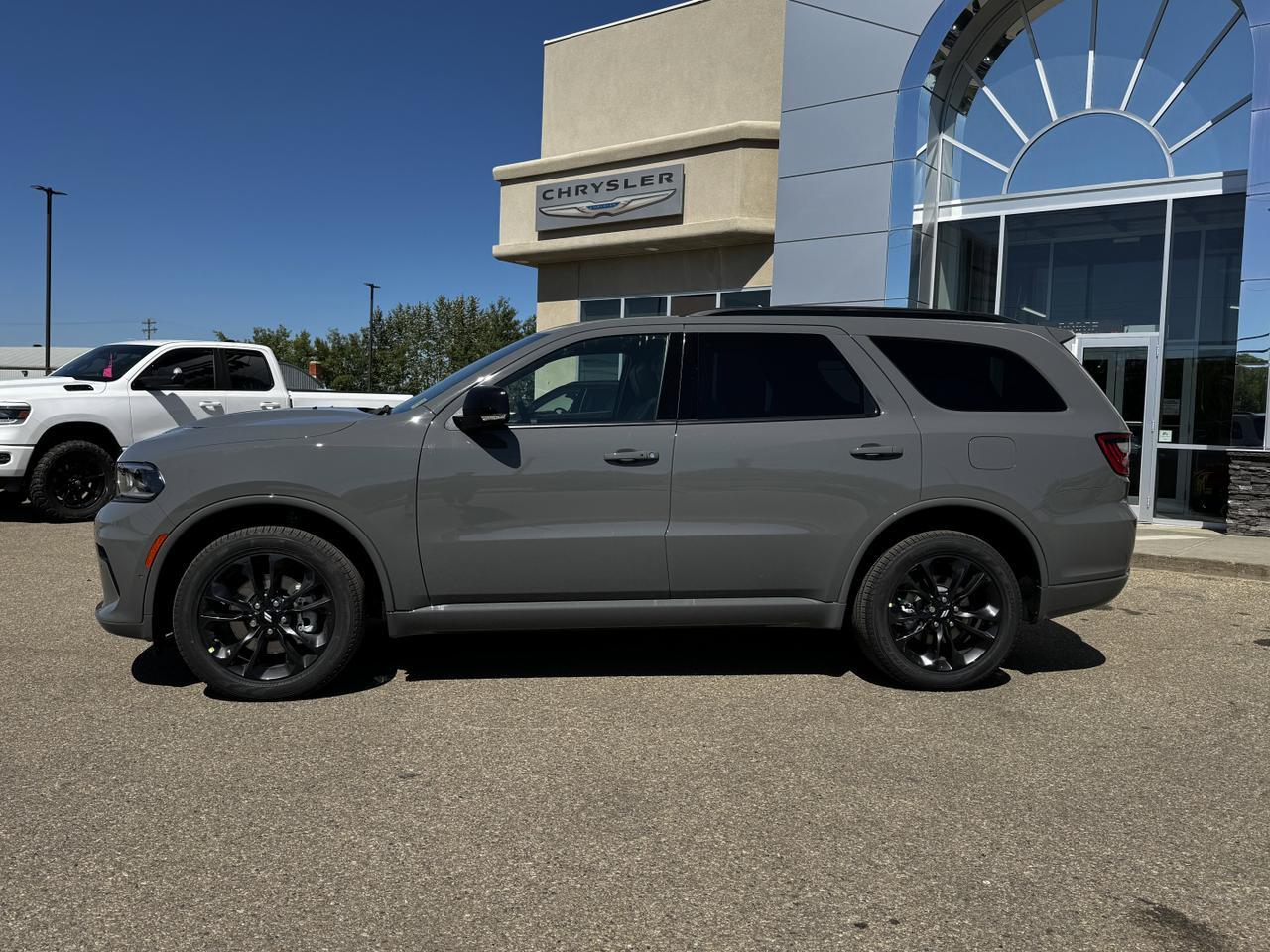 2025 Dodge Durango GT Plus AWD | V6 | Leather | Blacktop Pkg | Remote Start | NAV | Heated Vented Seats Redwater AB