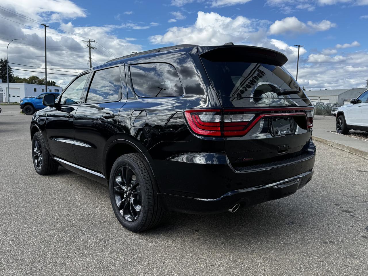 2025 Dodge Durango GT Plus AWD SUV | V6 | Leather | 6 Passenger | Blacktop Pkg | Heated Vented Seats Redwater AB