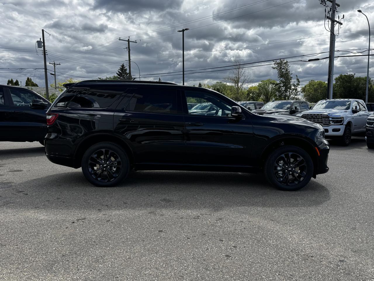 2025 Dodge Durango GT Plus AWD SUV | V6 | Leather | 6 Passenger | Blacktop Pkg | Heated Vented Seats Redwater AB