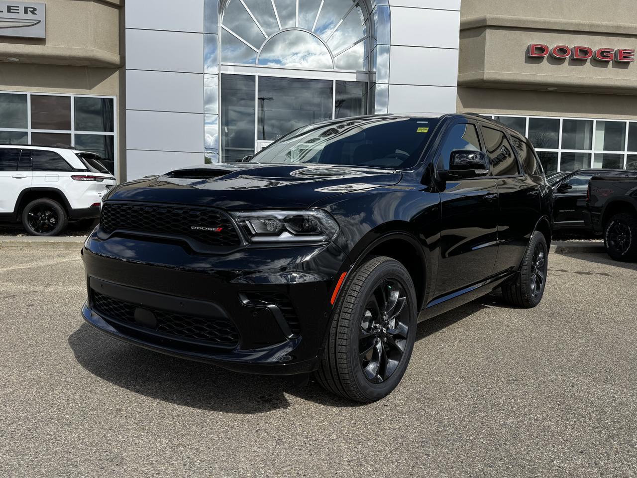 2025 Dodge Durango GT Plus AWD SUV | V6 | Leather | 6 Passenger | Blacktop Pkg | Heated Vented Seats Redwater AB