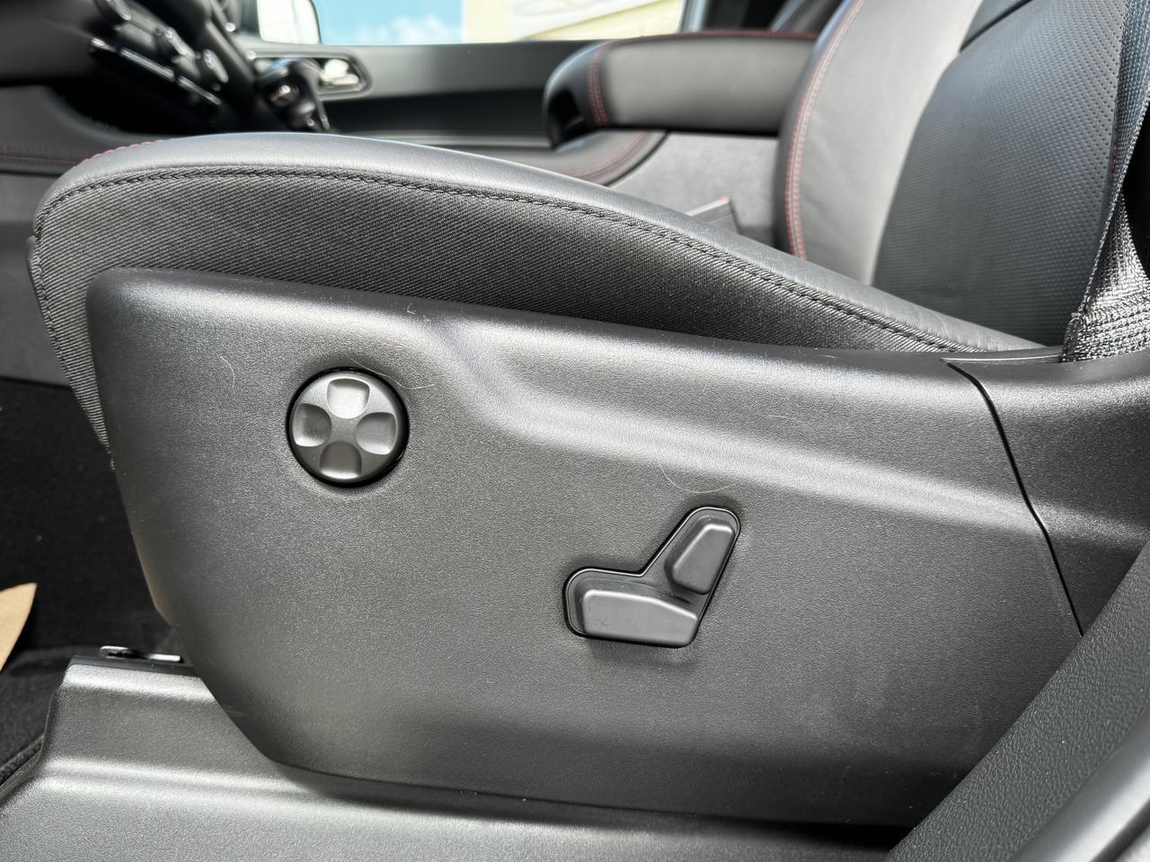 2025 Dodge Durango GT Plus AWD SUV | V6 | Leather | 6 Passenger | Blacktop Pkg | Heated Vented Seats Redwater AB