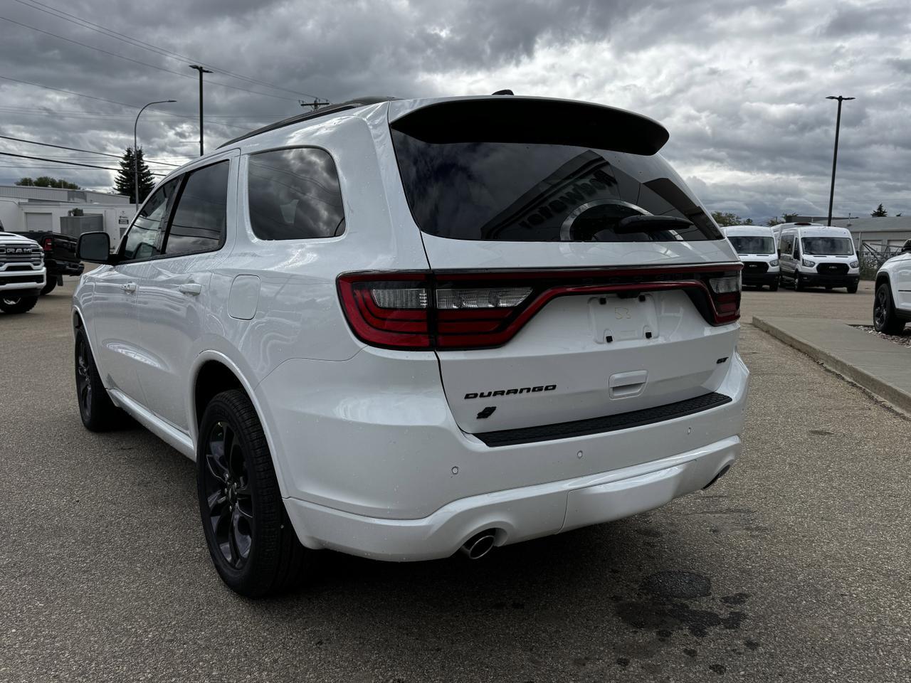 2025 Dodge Durango GT Plus AWD SUV | V6 | Leather | Blacktop Pkg | Heated Vented Seats | Power Liftgate Redwater AB