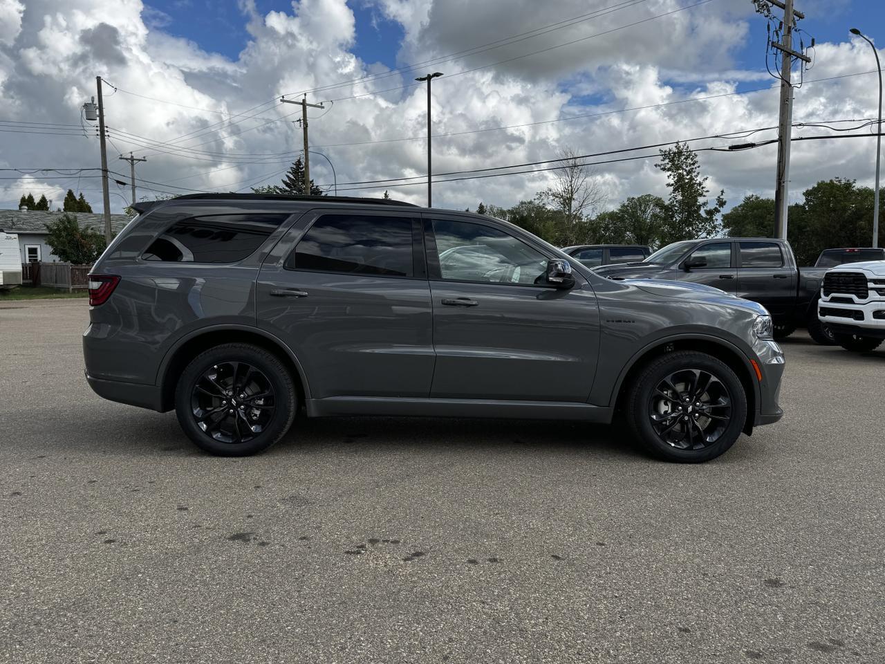 2025 Dodge Durango RT AWD | V8 HEMI | Leather | Blacktop Pkg | Backup Camera | 6 Passenger Redwater AB