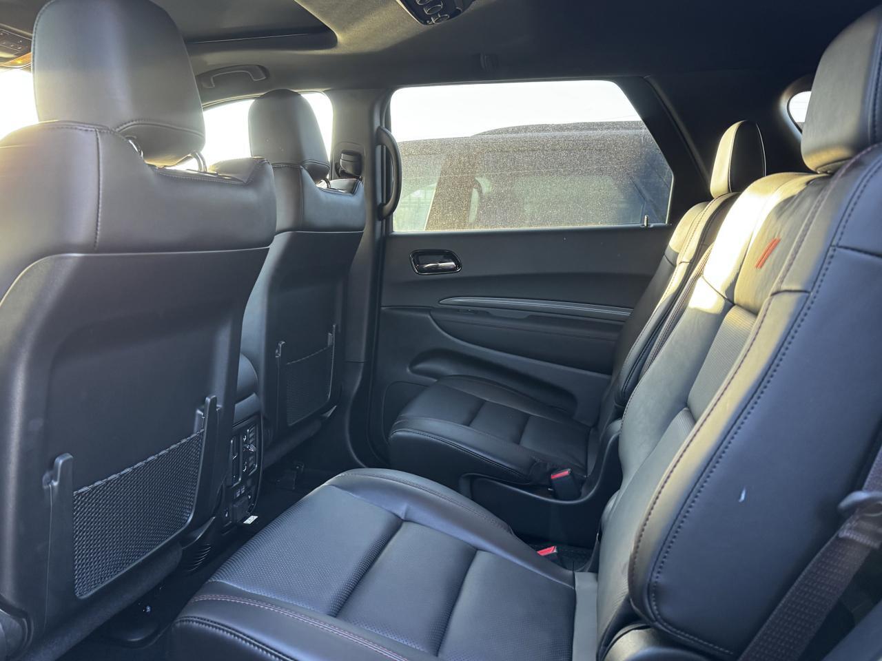 2025 Dodge Durango RT AWD SUV | HEMI V8 | Blacktop Package | 6 Passenger | Leather | NAV | Heated Vented Seats Redwater AB