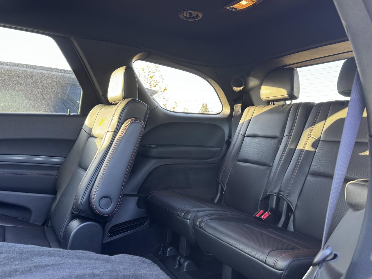 2025 Dodge Durango RT AWD SUV | HEMI V8 | Blacktop Package | 6 Passenger | Leather | NAV | Heated Vented Seats Redwater AB