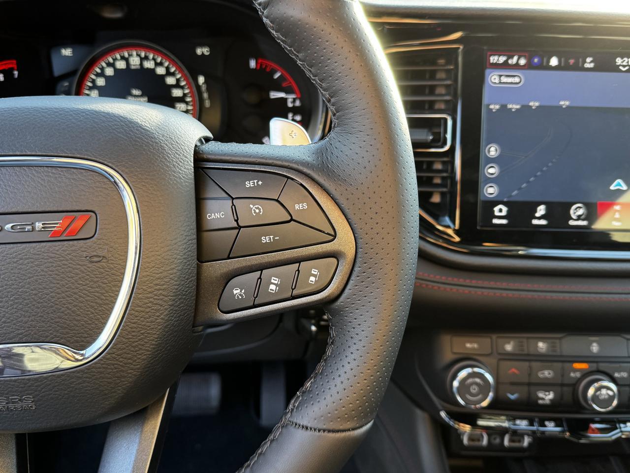 2025 Dodge Durango RT AWD SUV | HEMI V8 | Blacktop Package | 6 Passenger | Leather | NAV | Heated Vented Seats Redwater AB