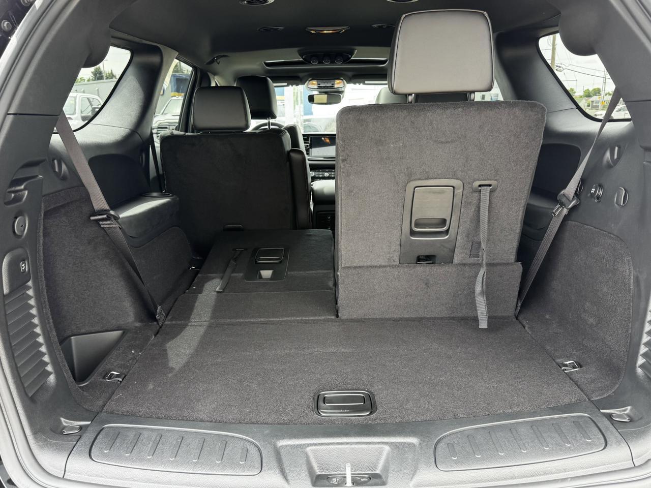2025 Dodge Durango RT AWD SUV | HEMI V8 | Leather | 6 Passenger | Sunroof | Heated Seats Redwater AB