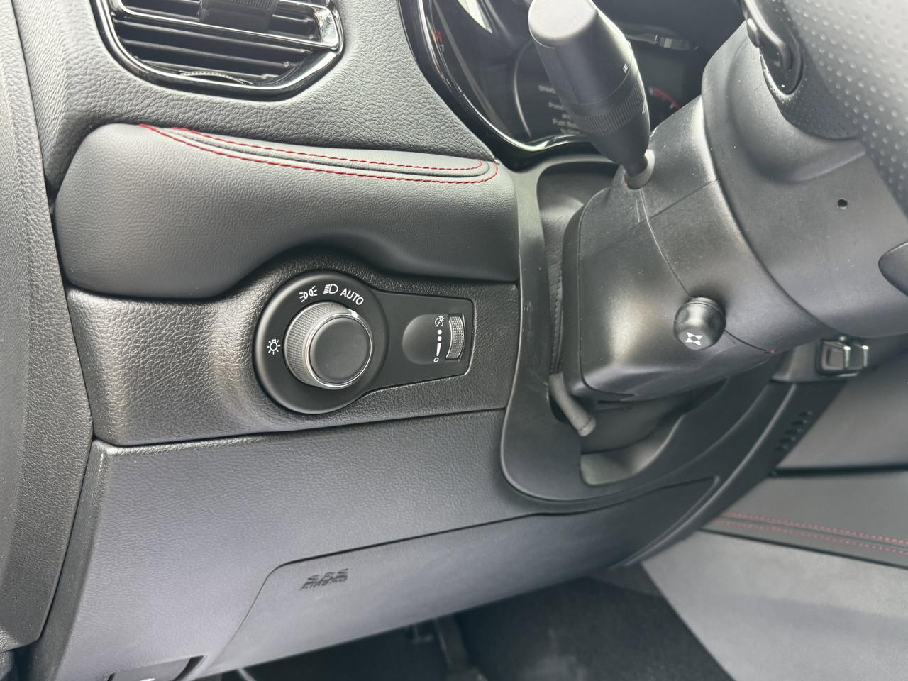 2025 Dodge Durango RT AWD SUV | Low KMs | HEMI V8 | Leather | Sunroof | Heated Seats | NAV Redwater AB