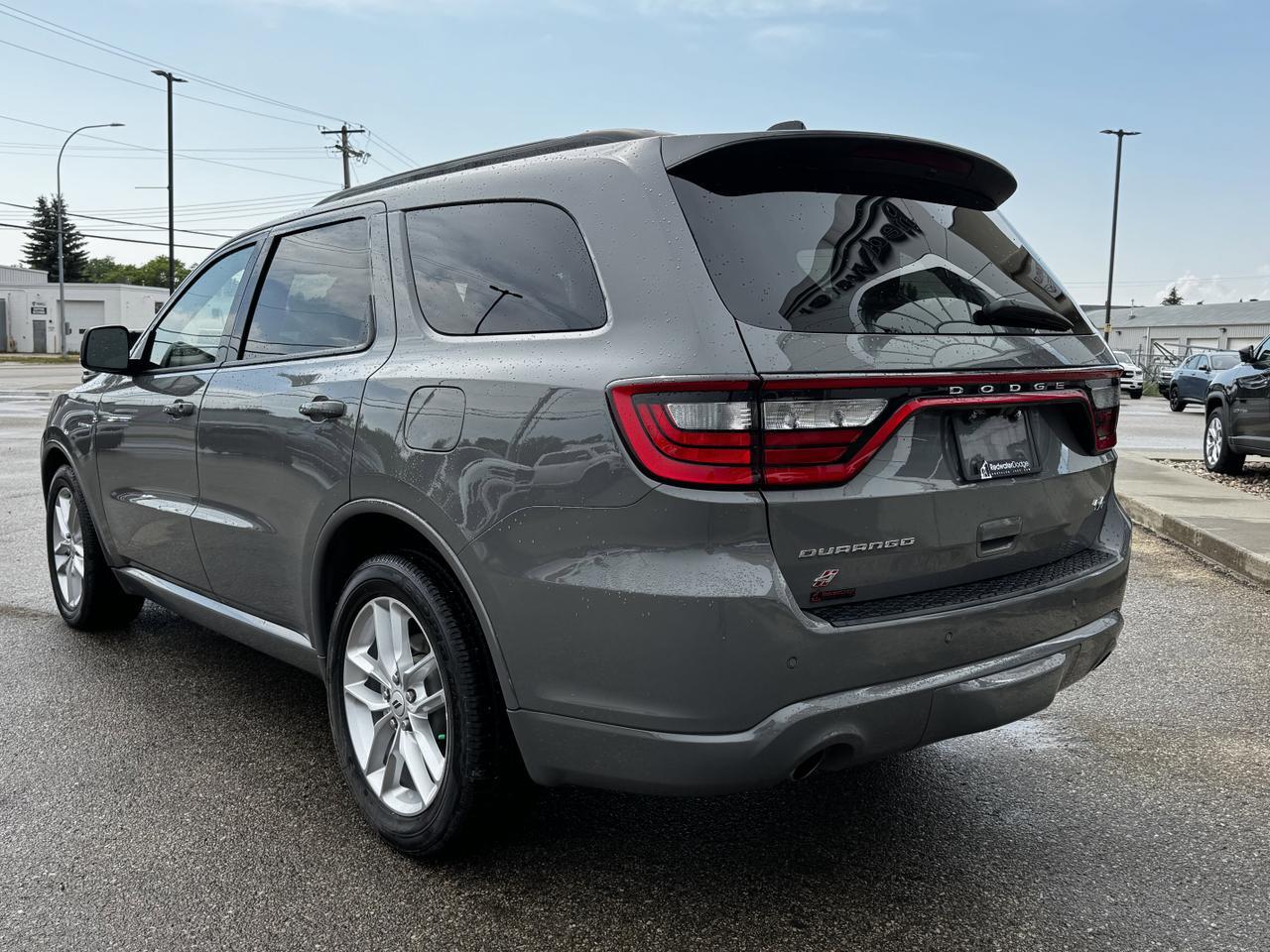 2025 Dodge Durango RT AWD SUV | Low KMs | HEMI V8 | Leather | Sunroof | Heated Seats | NAV Redwater AB