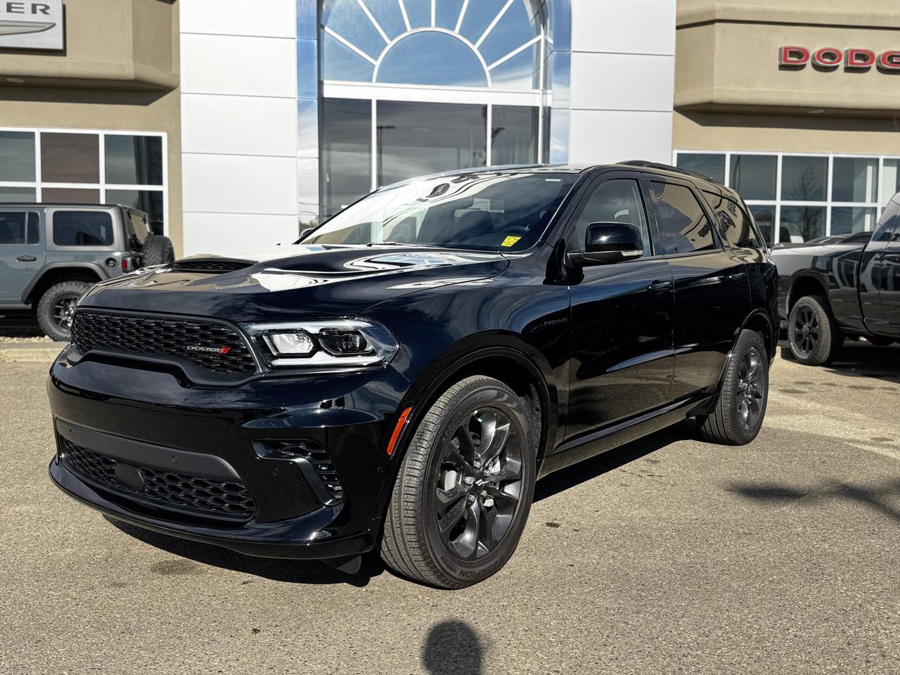 2025 Dodge Durango RT Plus AWD SUV | HEMI V8 | Leather | Blacktop Package | 6 Passenger | Power Liftgate Redwater AB