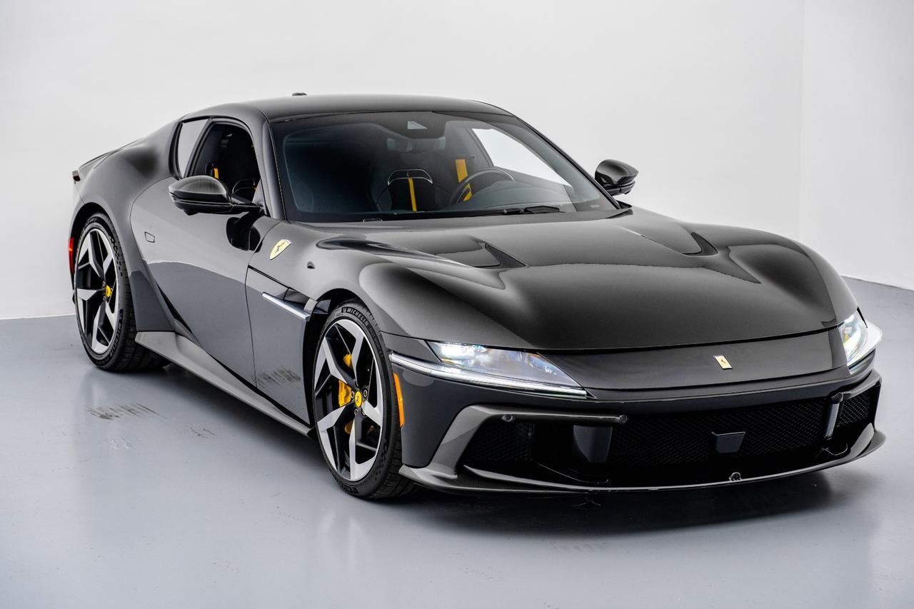 2025 Ferrari 12Cilindri Base