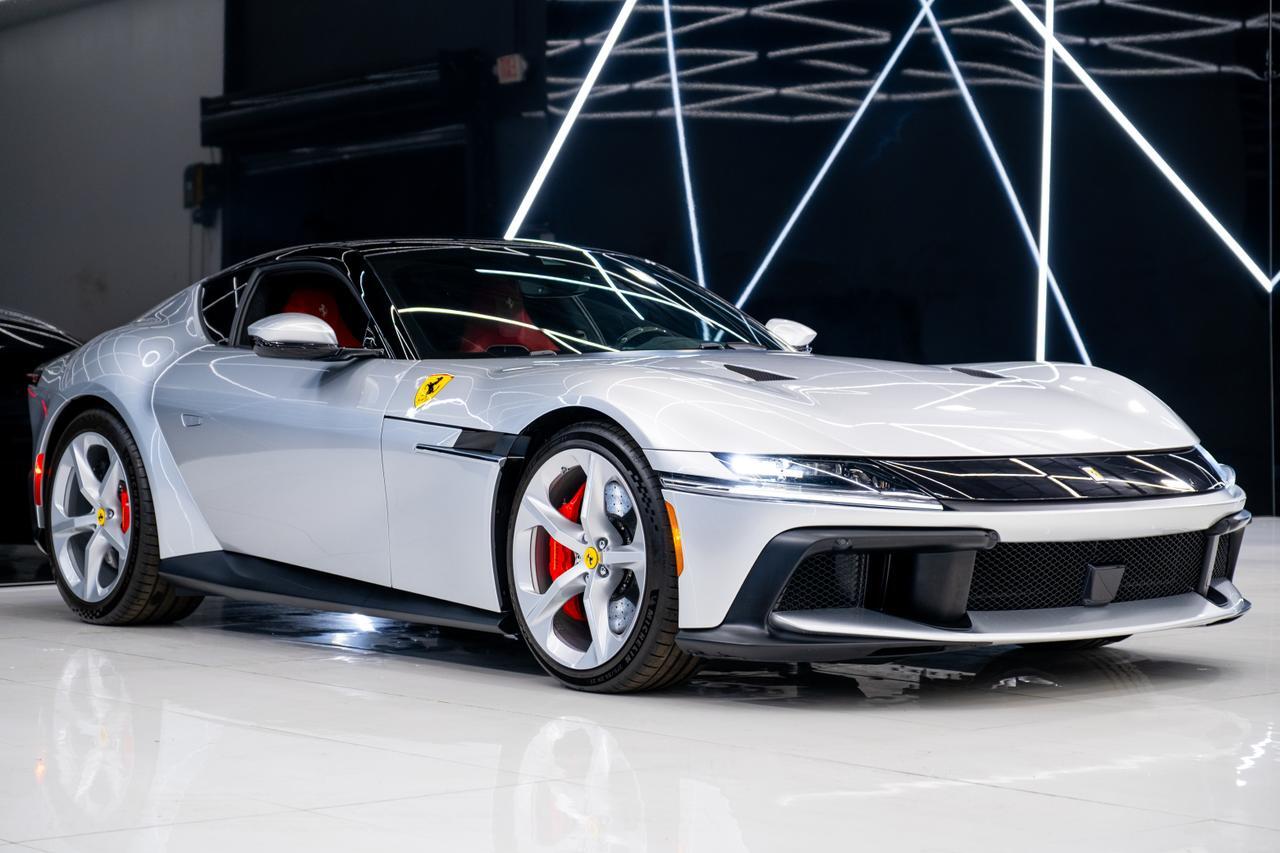 2025 Ferrari 12Cilindri Base
