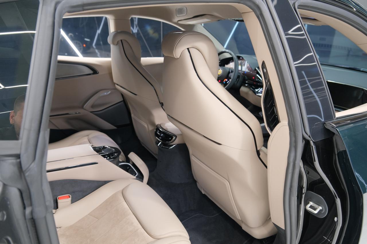 2025 Ferrari Purosangue Base Miami FL