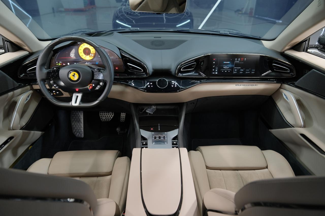 2025 Ferrari Purosangue Base Miami FL