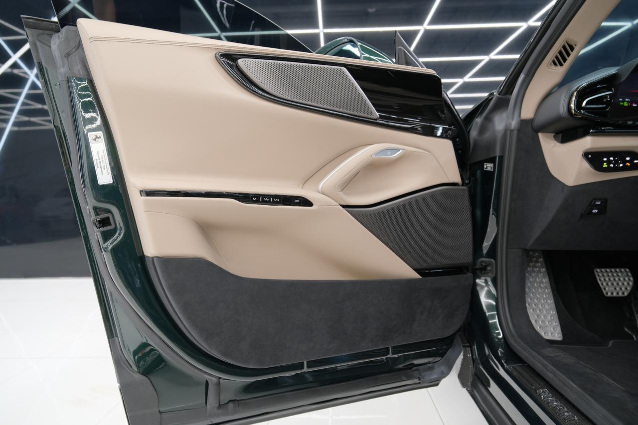 2025 Ferrari Purosangue Base Miami FL