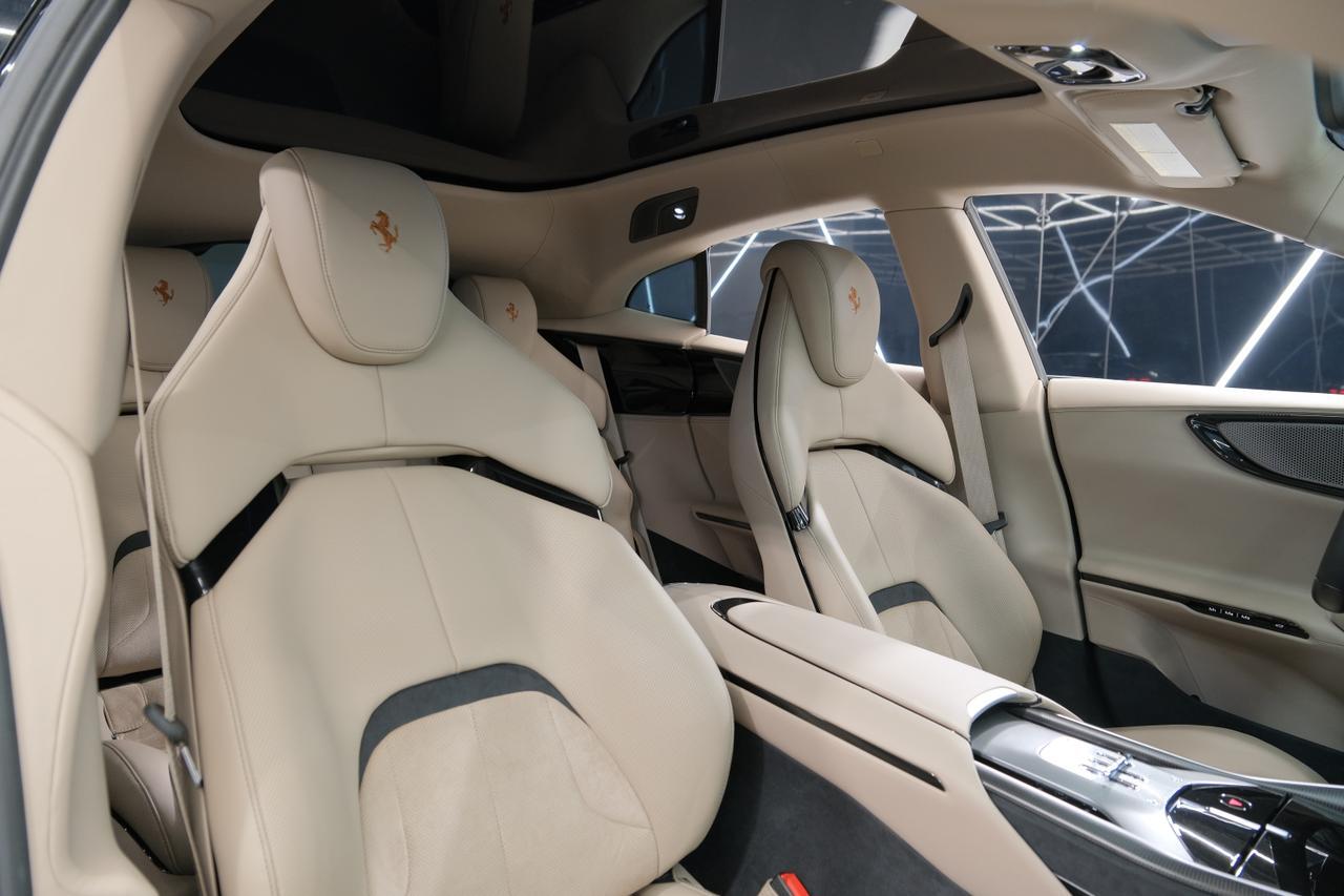 2025 Ferrari Purosangue Base Miami FL