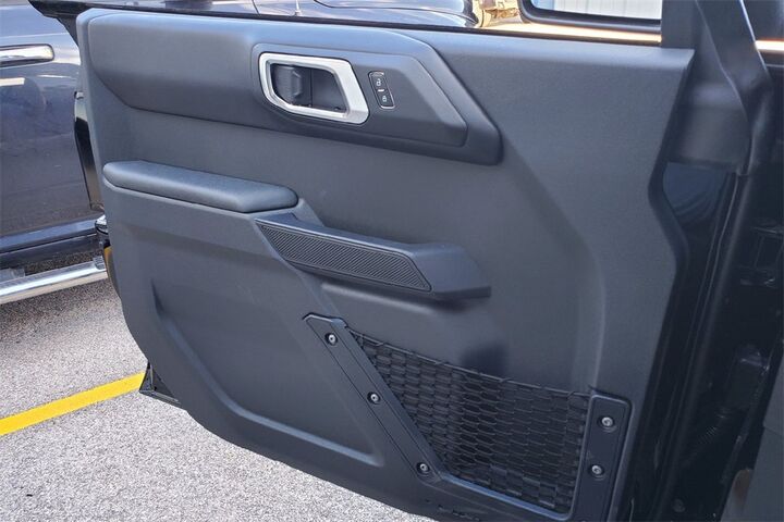 2025 Ford Bronco Badlands  TX