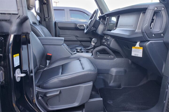 2025 Ford Bronco Badlands  TX