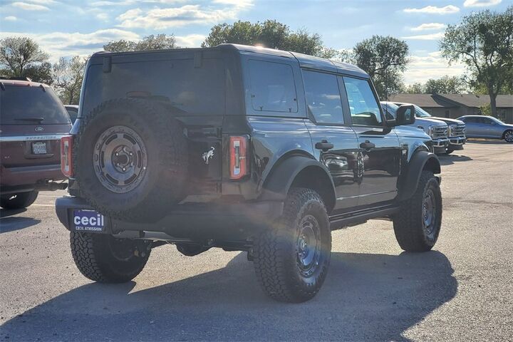 2025 Ford Bronco Badlands  TX