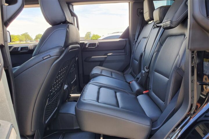 2025 Ford Bronco Badlands  TX
