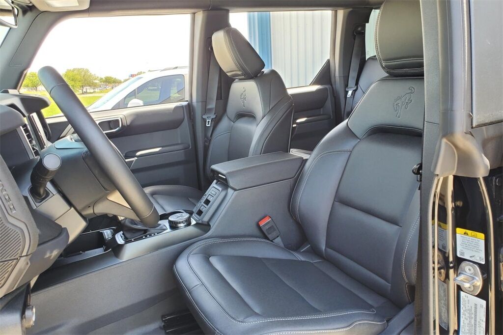 2025 Ford Bronco Badlands Hondo TX