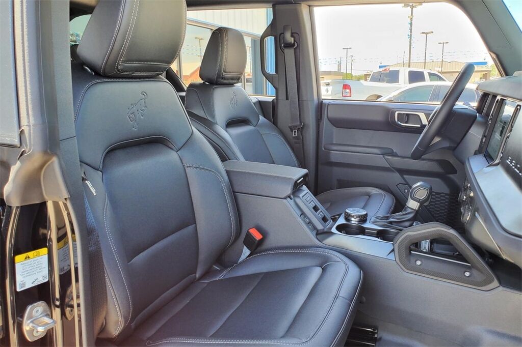 2025 Ford Bronco Badlands Hondo TX