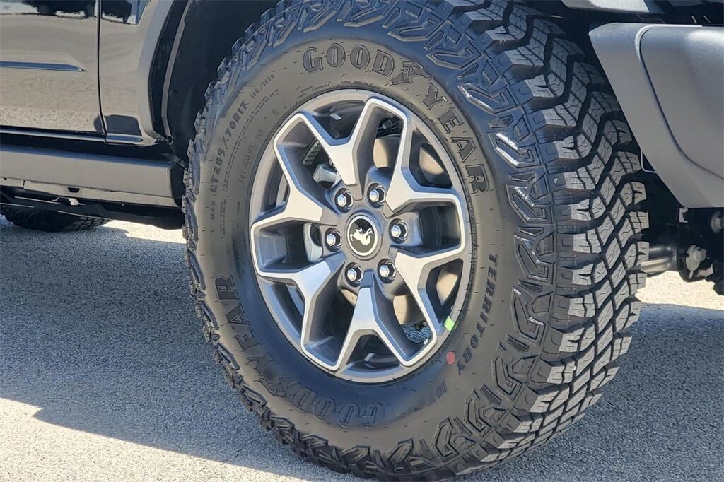 2025 Ford Bronco Badlands Hondo TX