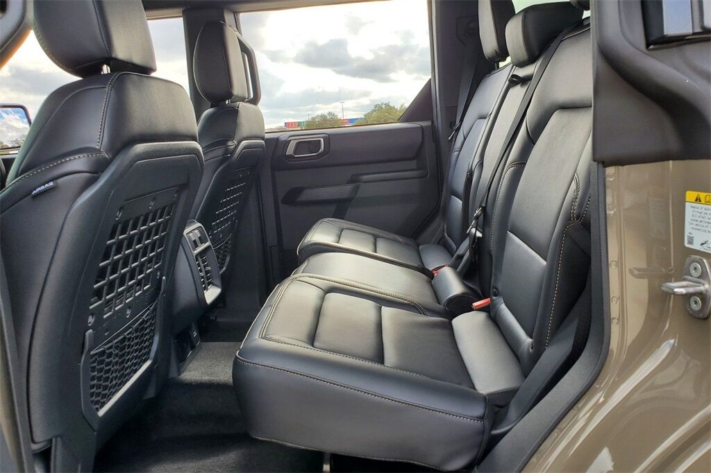 2025 Ford Bronco Badlands Hondo TX