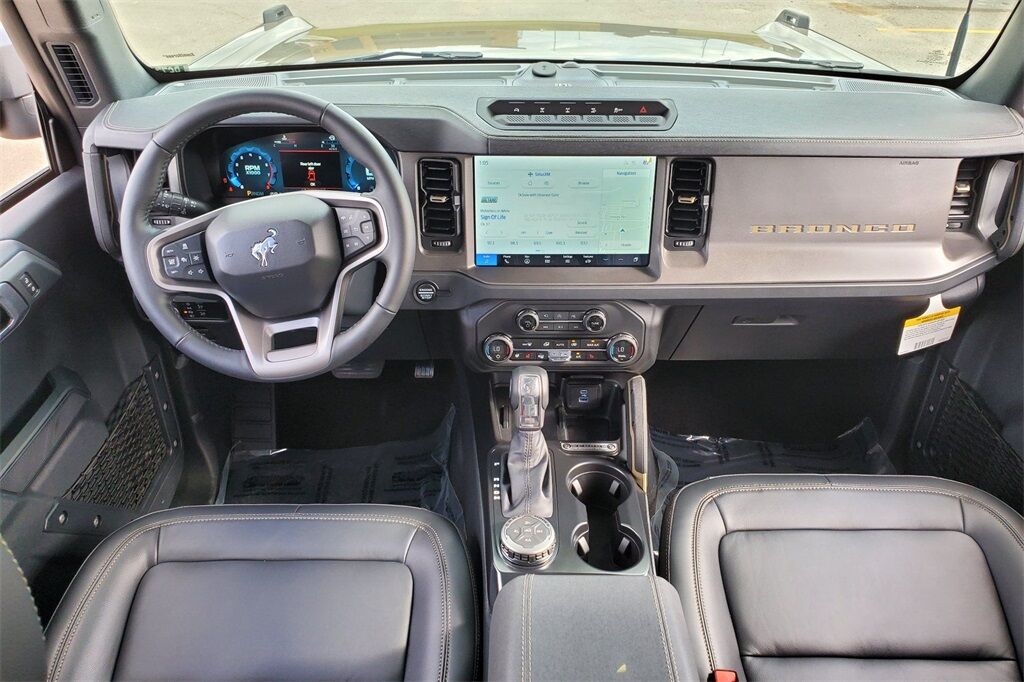 2025 Ford Bronco Badlands Hondo TX