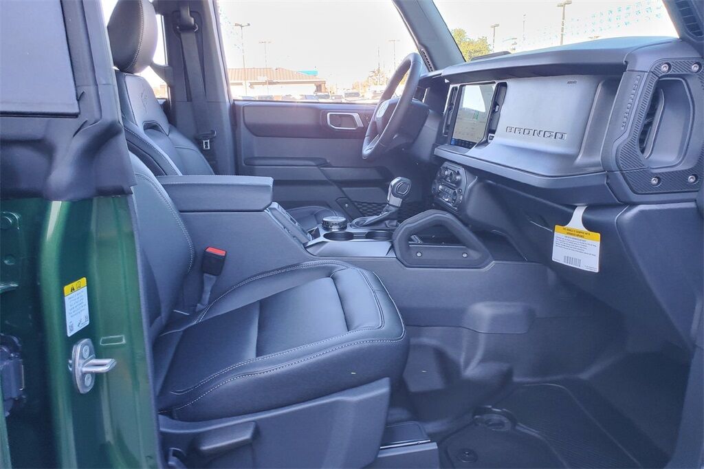 2025 Ford Bronco Badlands Hondo TX