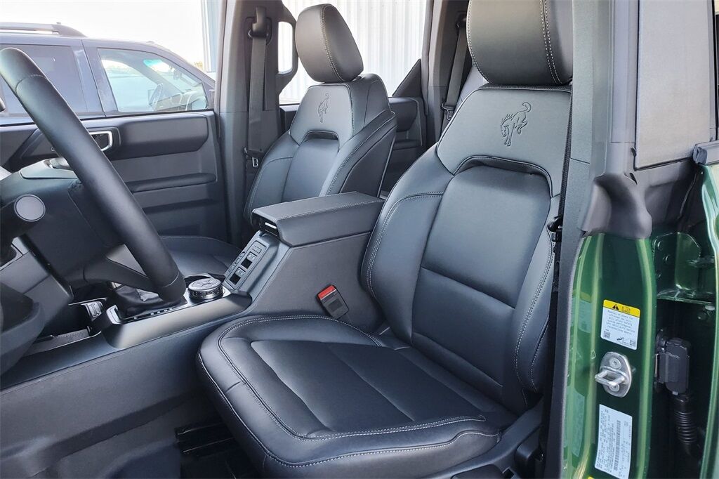 2025 Ford Bronco Badlands Hondo TX