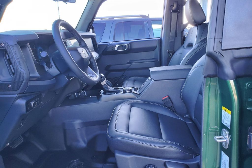 2025 Ford Bronco Badlands Hondo TX