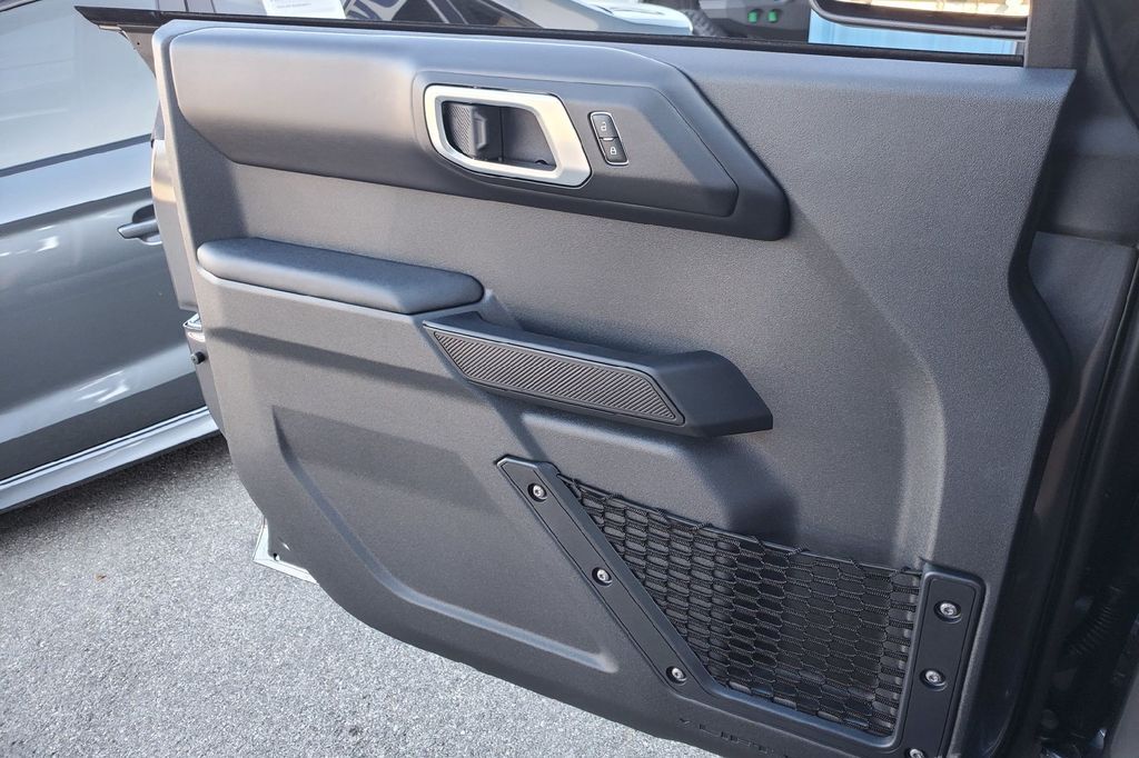 2025 Ford Bronco Badlands Hondo TX