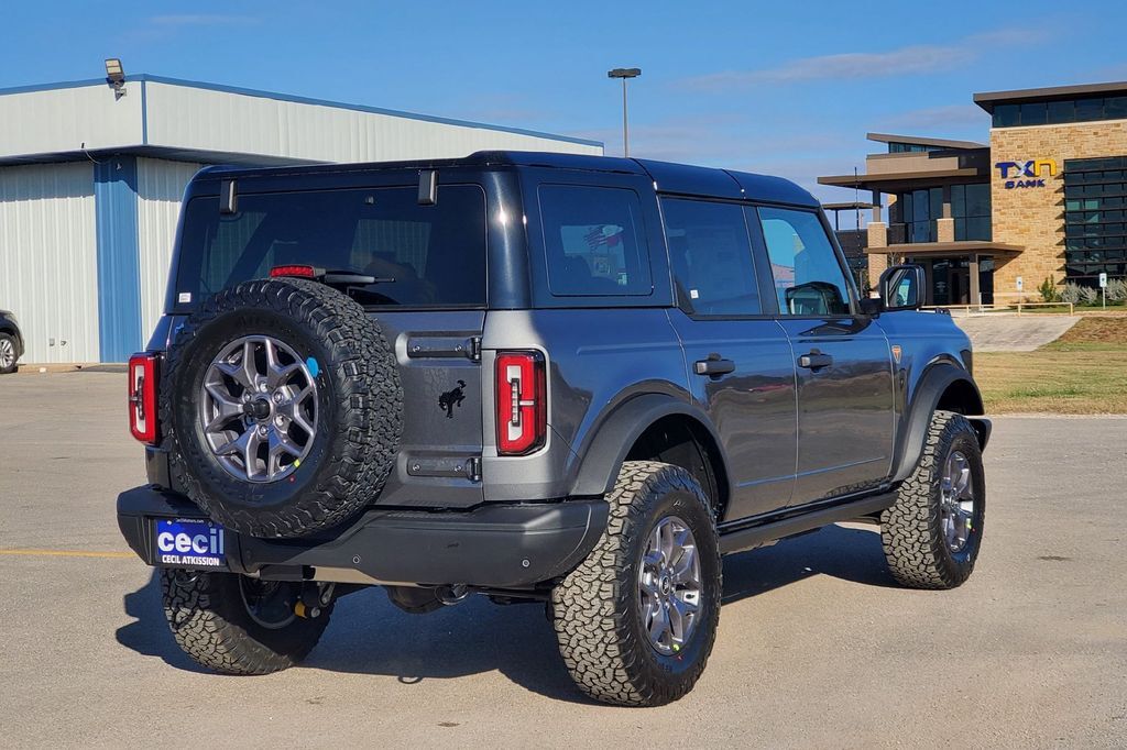 2025 Ford Bronco Badlands Hondo TX