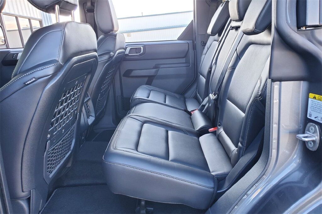 2025 Ford Bronco Badlands Hondo TX