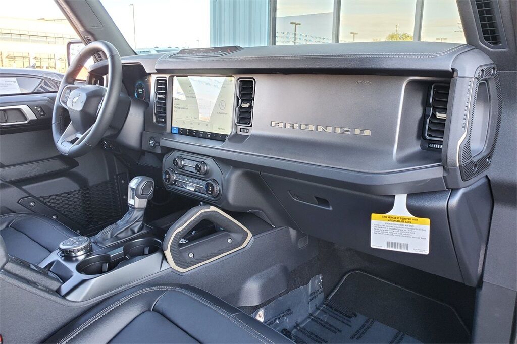 2025 Ford Bronco Badlands Hondo TX