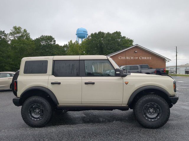 2025 Ford Bronco Badlands Appleton WI